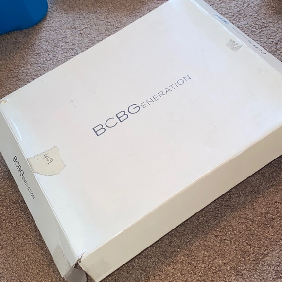 BCBG Kruz Oxblood Red Suede Heels - Picture 10 of 11